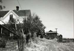 Front and side view of the Anderson home at 196 Cinnabar Avenue, Petaluma, California, May 27, 1997