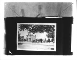 Huntington home, Petaluma, California, 1900