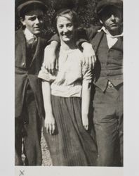 Floyd Oliver Barnes, Ethel Mae Urton, and Clarence Urton, El Verano, California, 1921