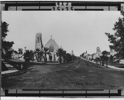 Street scene, Petaluma, Cal. : intersection of Howard and Liberty Streets, looking north