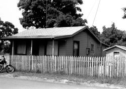 House at 8744 Lakewood Flat Road, Windsor, California, about 1989