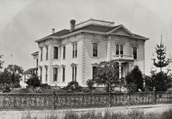 Metzger House at 535 B Street, Santa Rosa, California, about 1875