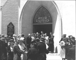 People outside the Methodist Church, Petaluma, California, 1933