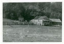 Loomis house and barn in Pine Flat, 1910