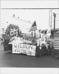 Wilson 4-H float, Sonoma-Marin District Fair Parade, Petaluma, California, July 1955