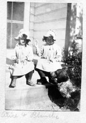 Blanche and Alice Riddell, about 1908