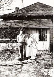 Gertrude Keil and son Richard Keil in front of the Burbank Gold Ridge Experiment Farm cottage, between 1932 and 1936