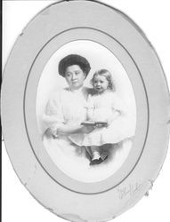 Oval portrait photo of Eva Myers and Cornelia 'Bunni' Myers taken in Ravenna, Ohio, about 1909