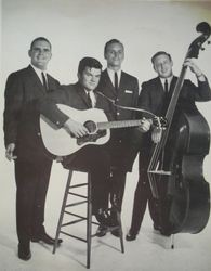 Musical group "Us Four" made up of Analy students or alumni