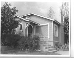 1920 Colonial Revival house in the Morris Addition Block A, at 7308 Bodega Avenue, Sebastopol, California, 1993