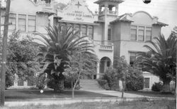 Analy High School entrance
