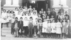 New Sebastopol Grammar School, about 1906 with 4th grade class on front steps