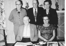 Group portrait of the Snow family, January 1962