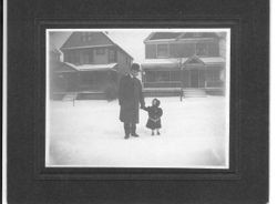 Chester Myers with his granddaughter Cornelia Bunni Myers in Ravenna, Ohio around 1907 when Bunni was about 2 years old