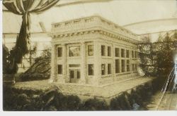 1910 Gravenstein Apple Show apple display of Bank of America Building (presently corner of Main St and Bodega Ave. Sebastopol