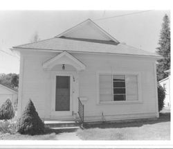 Queen Anne cottage in Murphy's Addition at 186 Florence Avenue, Sebastopol, California, 1993