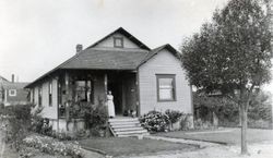 Anna P. Alvine Goldberg in front of her home on 482 Bonnardel Avenue, Sebastopol, about 1912