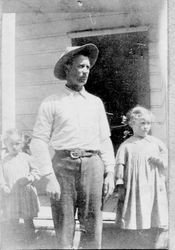 F. J. Riddell and his children Blanche and Alice, about 1908