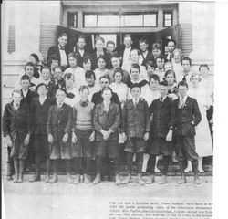 Sebastopol Elementary School 8th grade class of 1918