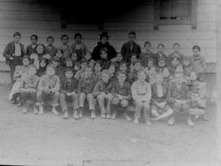 School group picture--possibly from Lincoln School in Sebastopol