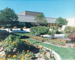 Palm Drive Hospital Hospital exterior with landscaping in front