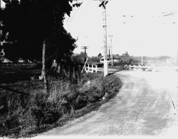 Auto accident site on Sparkes Road, near Gravenstein Highway south (116), about 1930