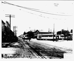South Main Street, Sebastopol, Analy Hotel on right behind P&SR car 1910