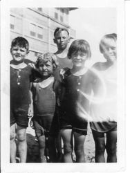 Bob Sinclair, Betty Sinclair, Letha Fitzgerald, Jim Sinclair and John "Buddy" Fitzgerald, at Manhattan Beach, California in 1927