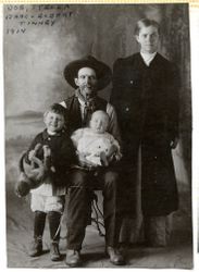 Grandparents of Isaac Tinney, 1914