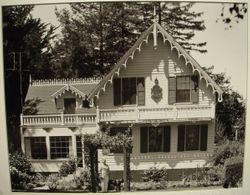 Two-story Corey House in Bloomfield, California, 1976