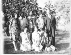 Group photo of Borba family members, 1920s to 1930s