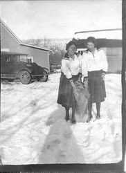 Myrtle and Mildred Kingwell, about 1923 with Queenie the dog