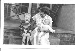 Edna Smith with sons Dean and baby Sidney, about 1938