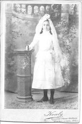 Portrait photo of unknown girl in confirmation photo circa 1900