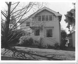 Circa 1911 bungalow house--the Starr House--in the Laguna Vista Addition, at 656 Vine Avenue, Sebastopol, California, 1993