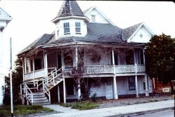 Unidentified house, likely in Santa Rosa, California, photographed in 1976