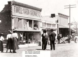 1906 earthquake damage of Finnell-Hardin Hardware Company in Sebastopol