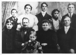 Grandma Barlow's sister's family