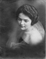 Sarah McMemamin (Sollars), circa 1920