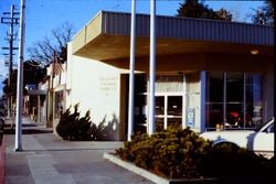 Glendale Federal Savings Bank at the corner of Main and McKinley Streets