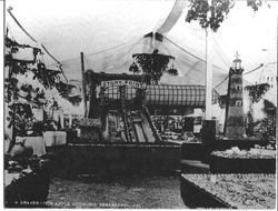 Gravenstein Apple Show displays in 1913 of a lighthouse sponsored by the Jonive District, a dirigible and a Stony Point sign