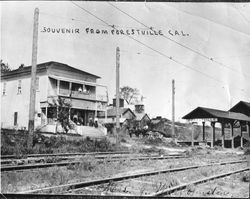 Electric Hotel of Forestville behind the electric railroad depot of the Petaluma & Santa Rosa Railway (P&SR)