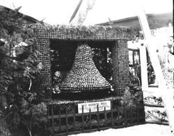 Gravenstein Apple Show, about 1930 with a display by the City of Sonoma of the Mission Bell representing the bell of the Mission of San Francisco and Solodad de Sonoma