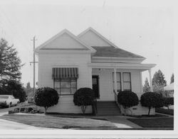 1895 Queen Anne cottage house in the Walker Addition, at 490 Eleanor Avenue, Sebastopol, California, 1993