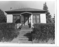 1905 Hip roof cottage with Colonial Revival details at 241 Florence Avenue, Sebastopol, California, 1993