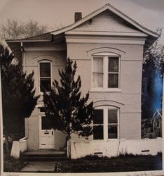 Brick house at the corner of Eleanor Street and Fanning Avenue, Sebastopol, 1976