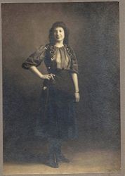 Sadie Duer Morehouse - Grace Abbott's aunt, about 1912