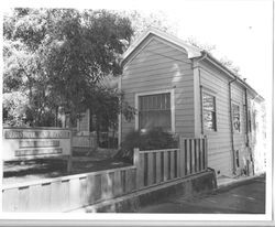 Circa 1905 Queen Anne Cottage house in the Morris Addition, at 167 North High Street, Sebastopol, California, 1993