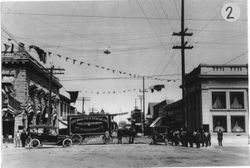 Looking east on Main Street Sebastopol an intersection of Bodega Avenue and Sebastopol Avenue, about 1915