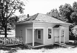 Burbank Gold Ridge Experiment Farm cottage after the exterior restoration was completed in 1989